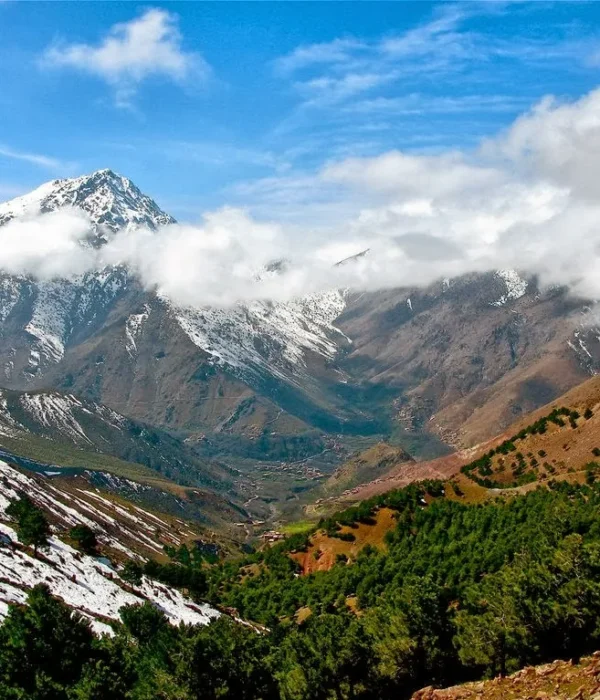 2-day guided tour from Marrakesh to Agafay and Atlas Mountains